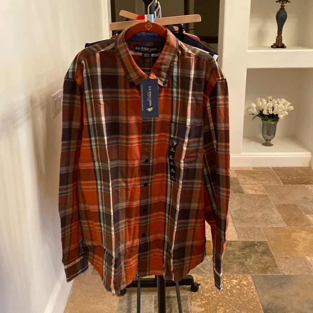 US POLO ASSN. button down shirt - size XL.